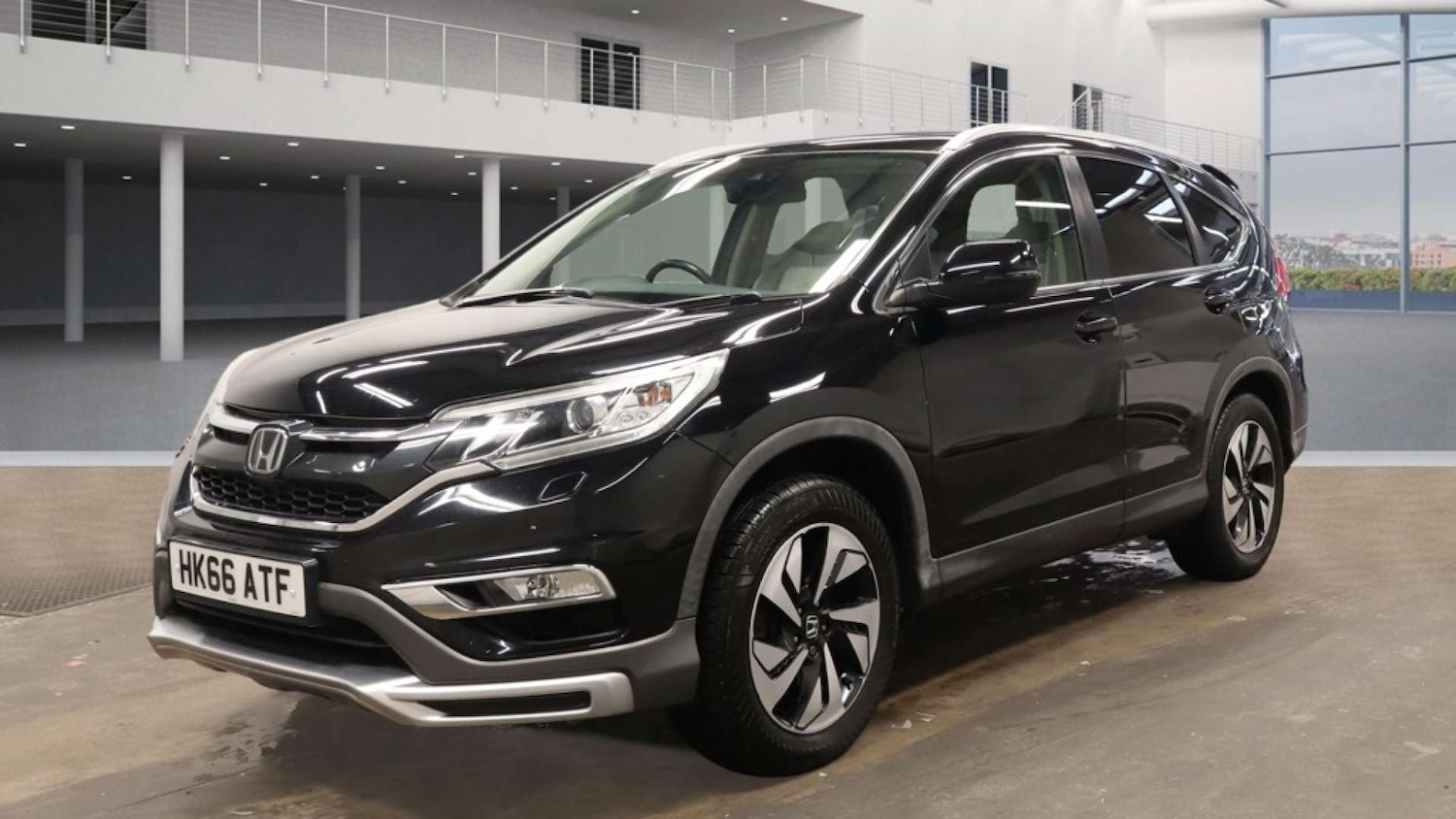 Used Honda CR-V 2016 for sale - 77162412: Photo 3