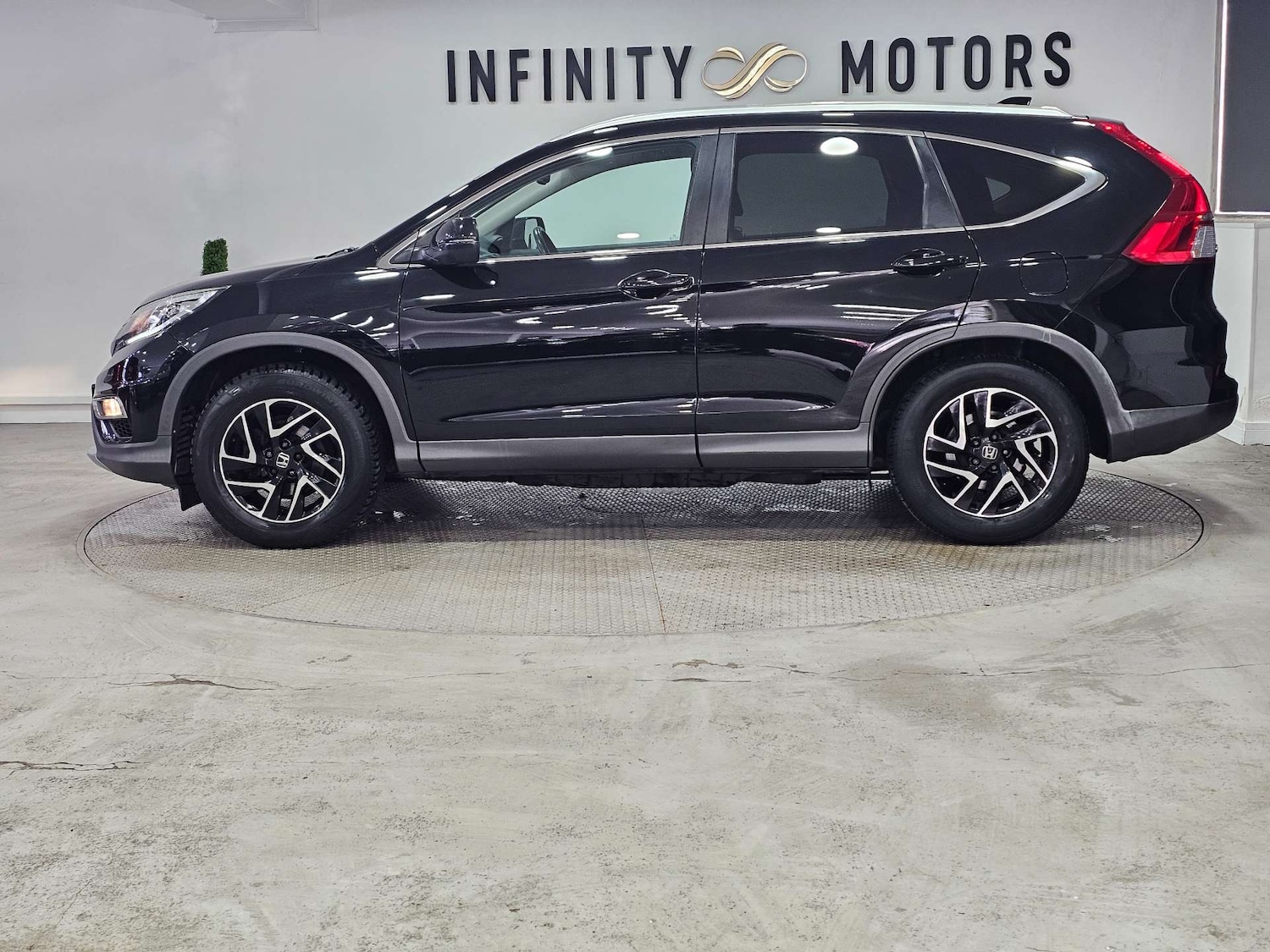 Used Honda CR-V 2018 for sale - 77745571: Photo 20