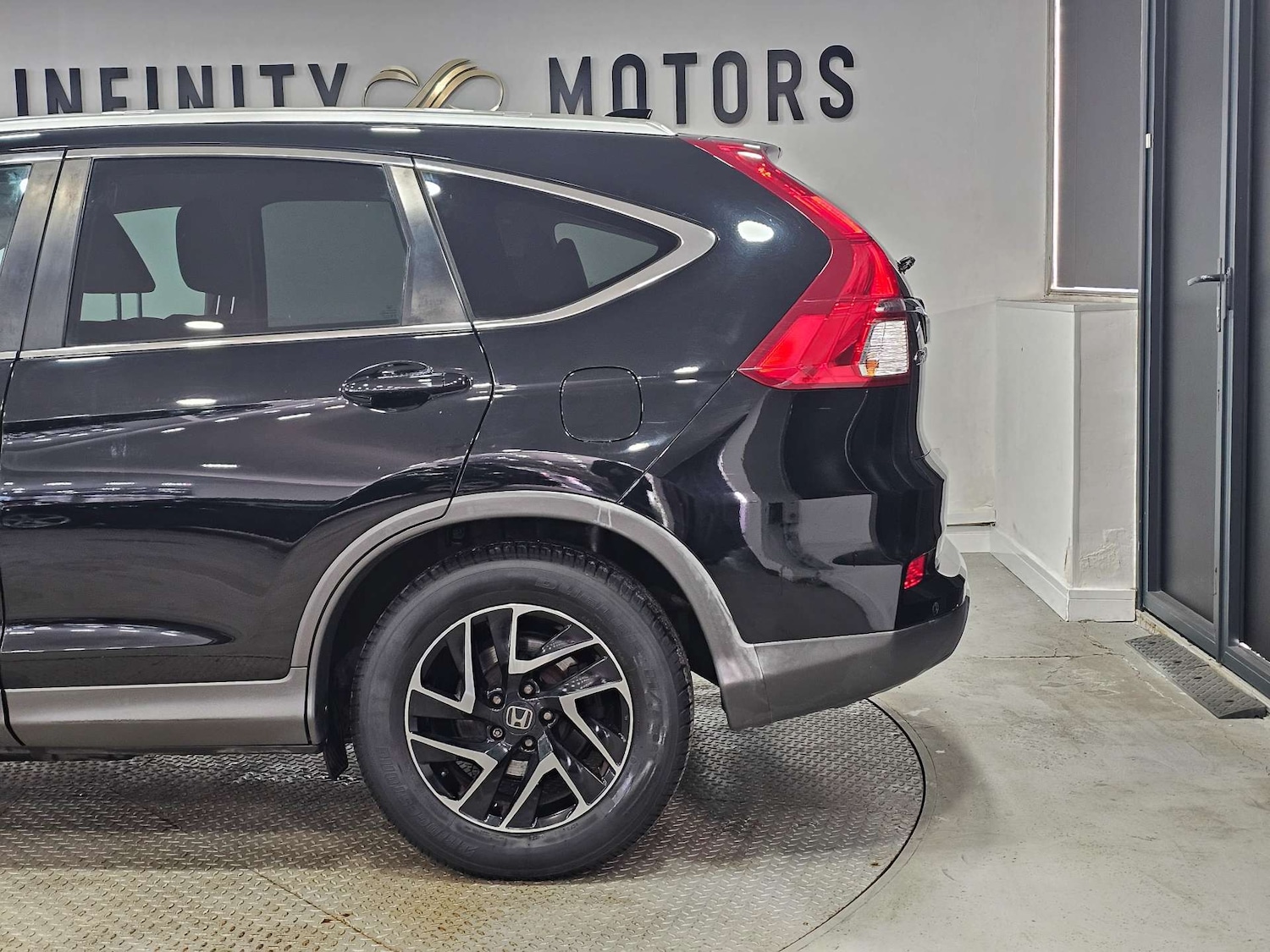 Used Honda CR-V 2018 for sale - 77745571: Photo 21