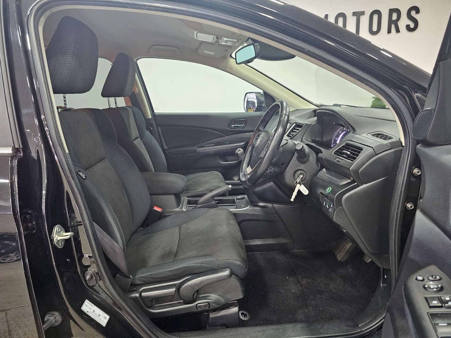 Used Honda CR-V 2018 for sale - 77745571: Photo 3