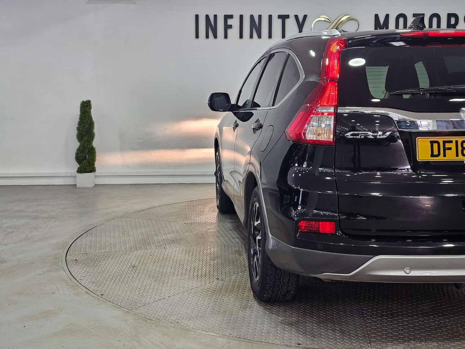 Used Honda CR-V 2018 for sale - 77745571: Photo 30