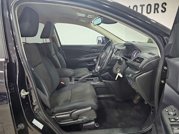 Used Honda CR-V 2018 for sale - 77745571: Photo