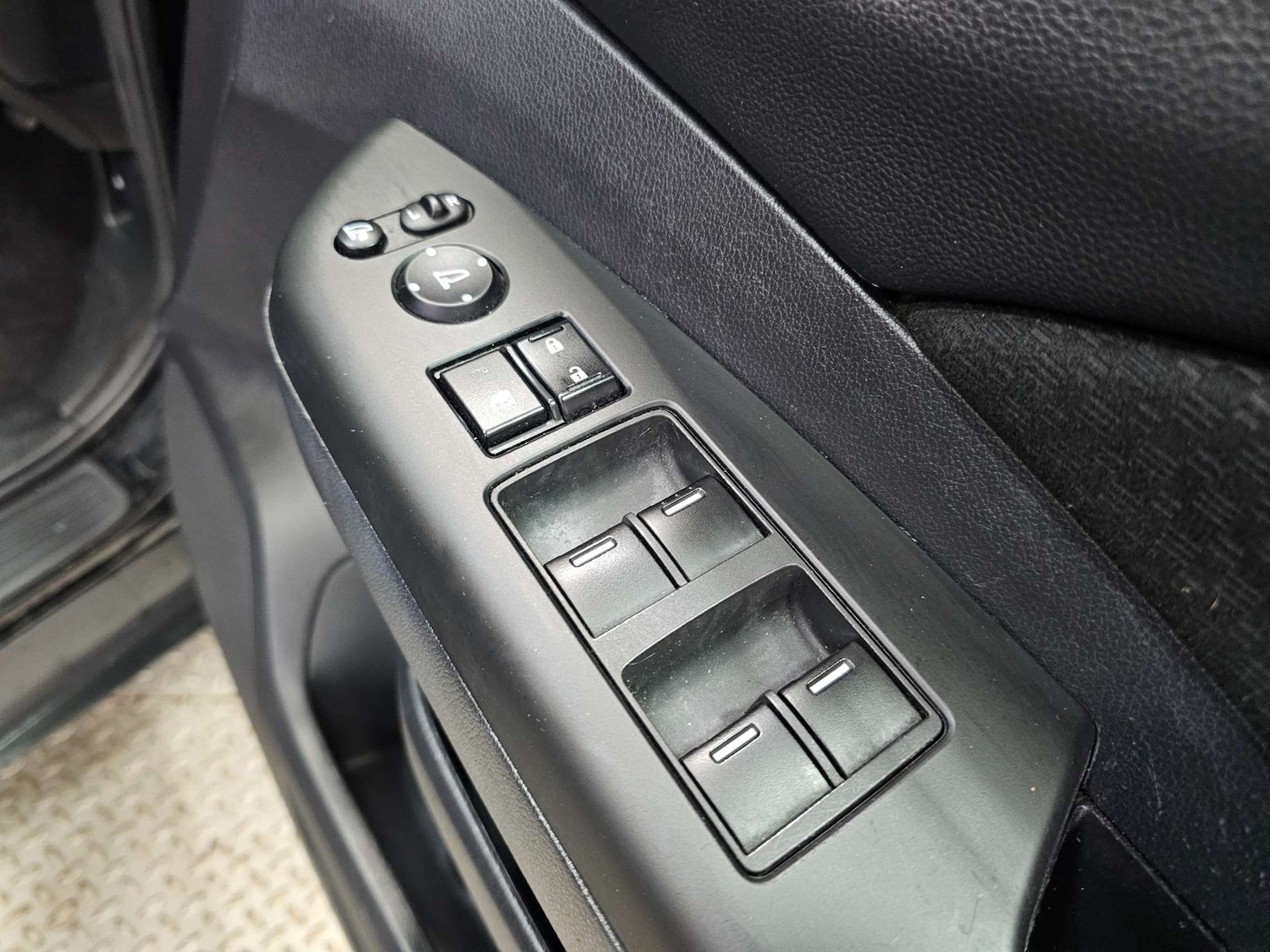 Used Honda CR-V 2018 for sale - 77745571: Photo 52