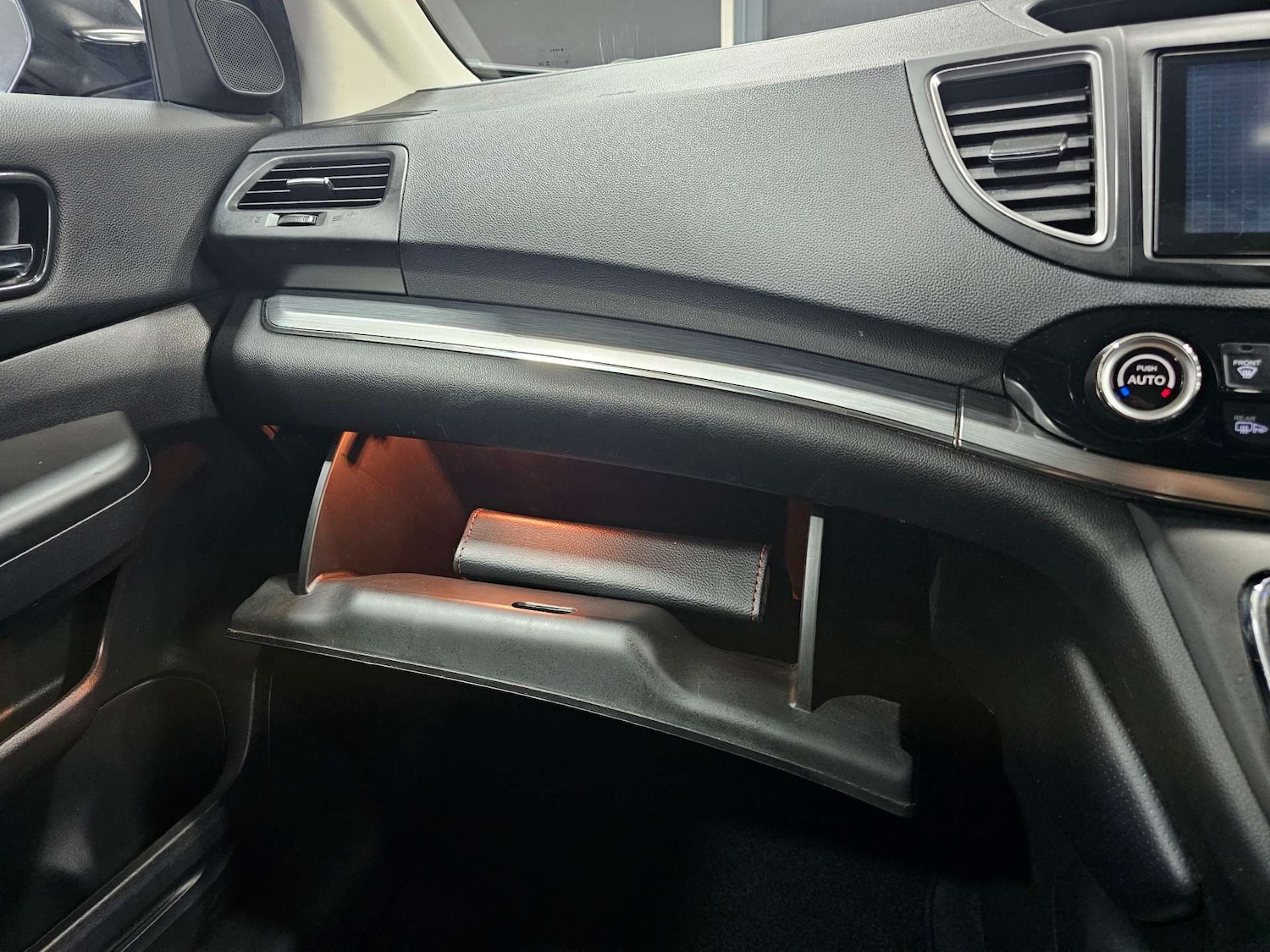 Used Honda CR-V 2018 for sale - 77745571: Photo 68