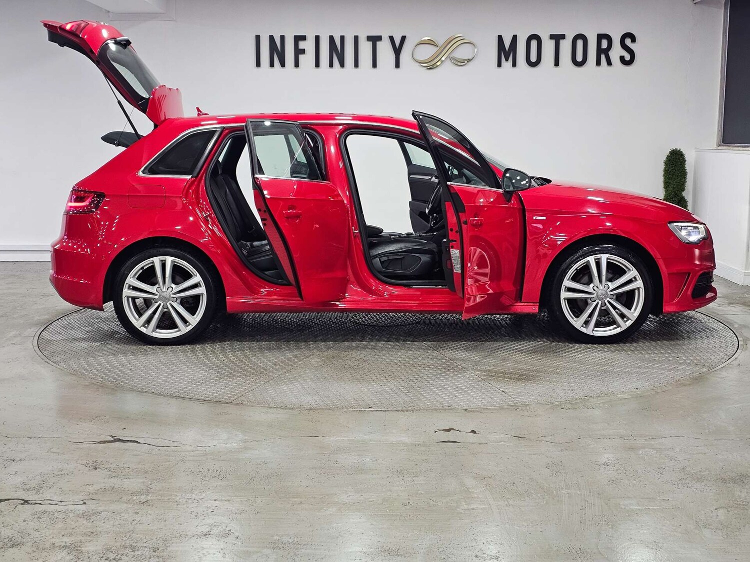 Used Audi A3 2015 for sale - 76972318: Photo 42