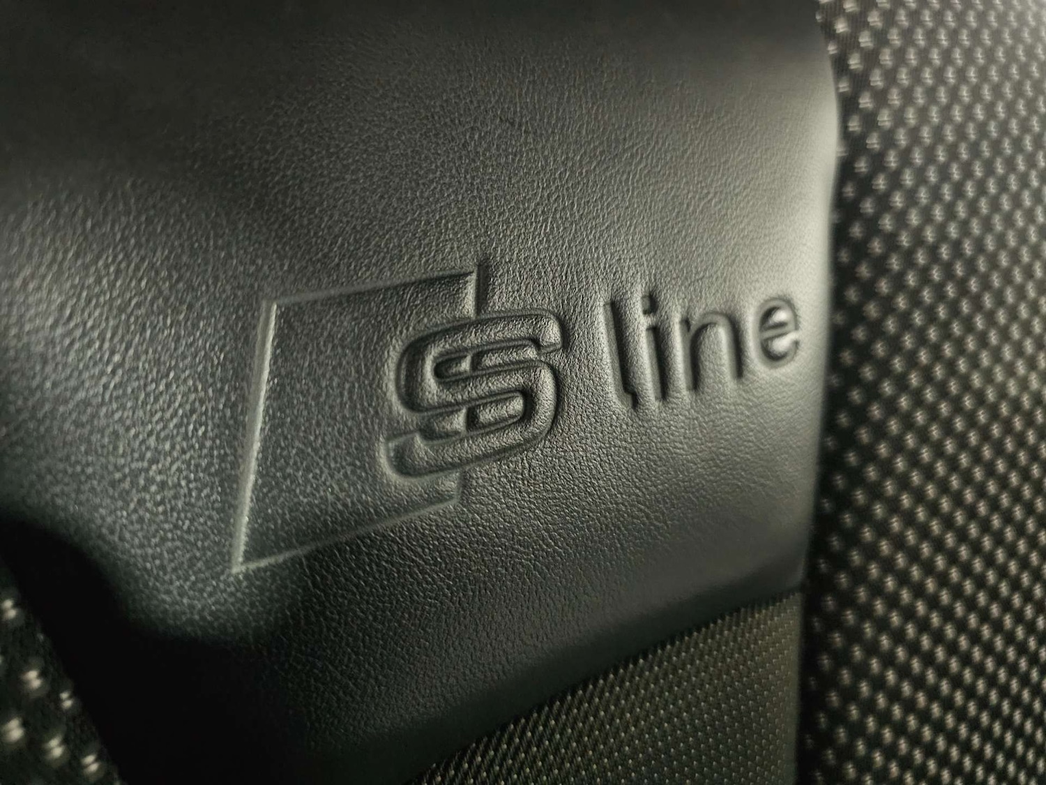 Used Audi A3 2015 for sale - 76972318: Photo 62