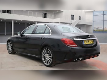 Used Mercedes-Benz C Class 2015 for sale - 77845582: Photo
