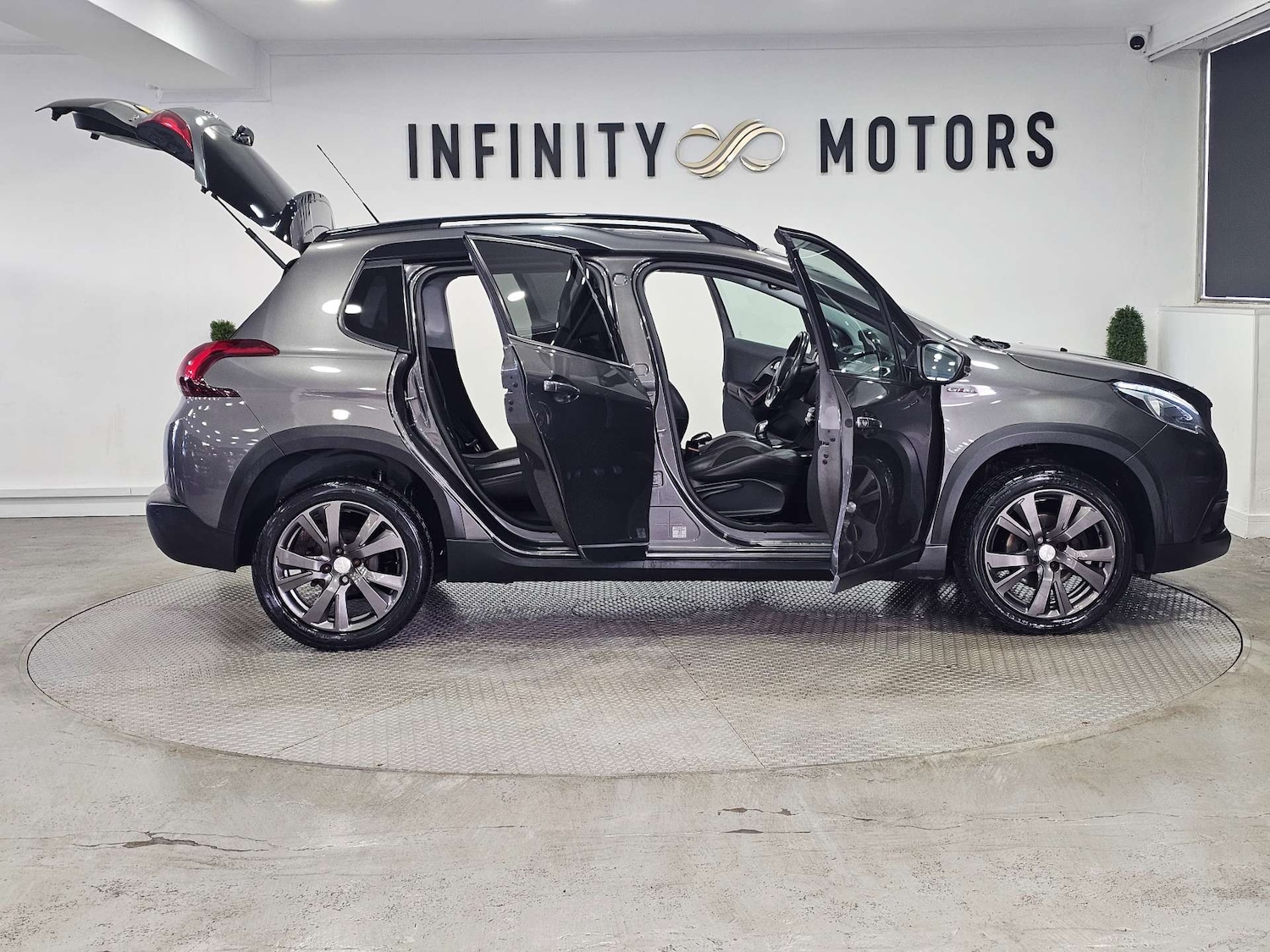 Used Peugeot 2008 2018 for sale - 76972462: Photo 40