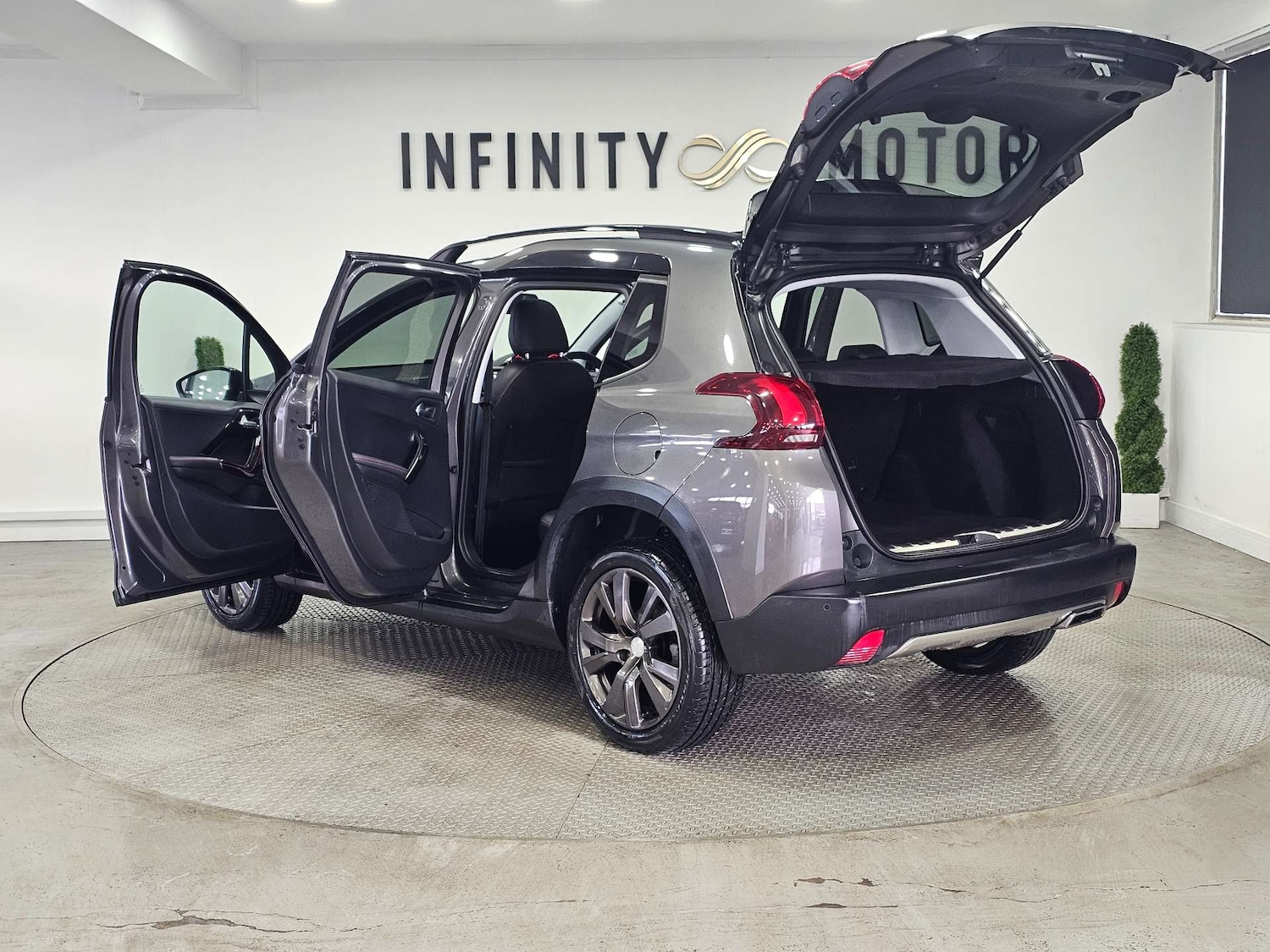 Used Peugeot 2008 2018 for sale - 76972462: Photo 45