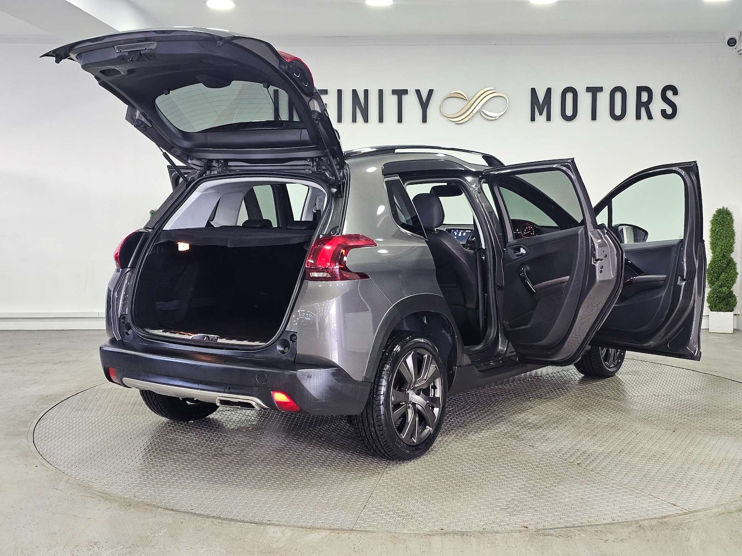 Used Peugeot 2008 2018 for sale - 76972462: Photo 47