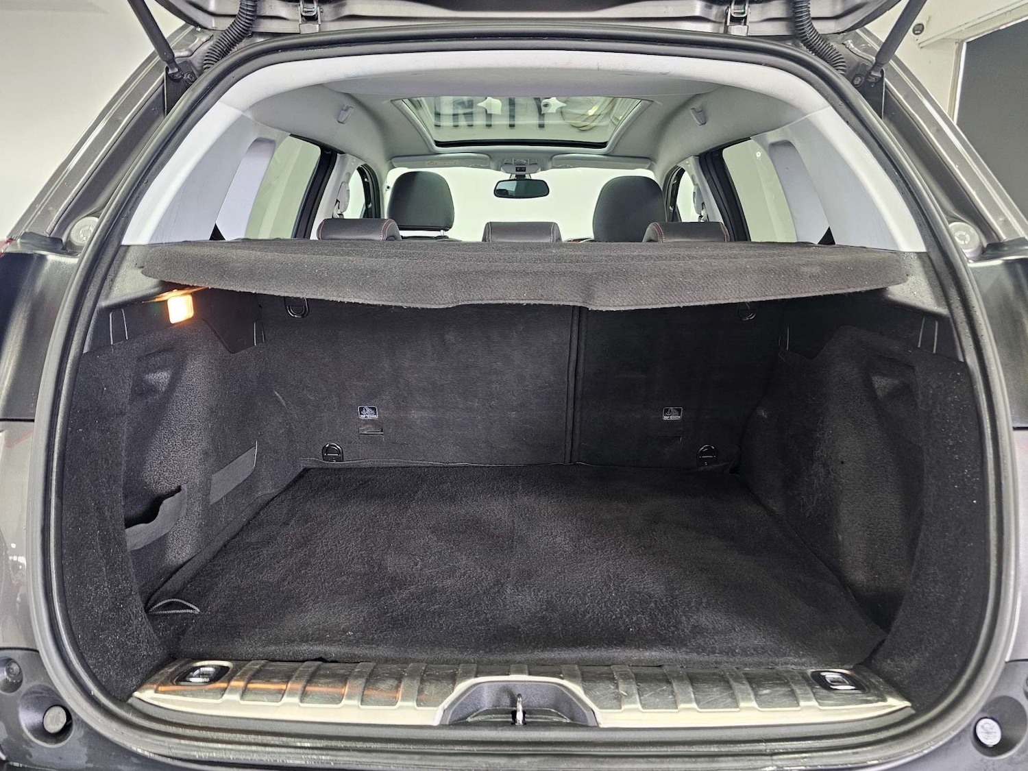 Used Peugeot 2008 2018 for sale - 76972462: Photo 48