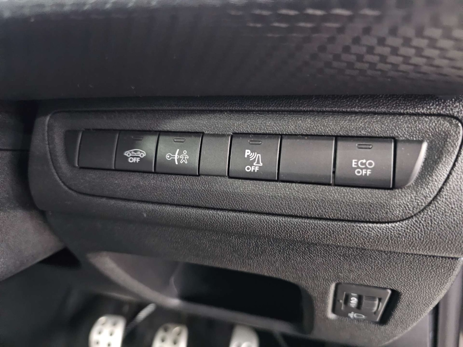 Used Peugeot 2008 2018 for sale - 76972462: Photo 56