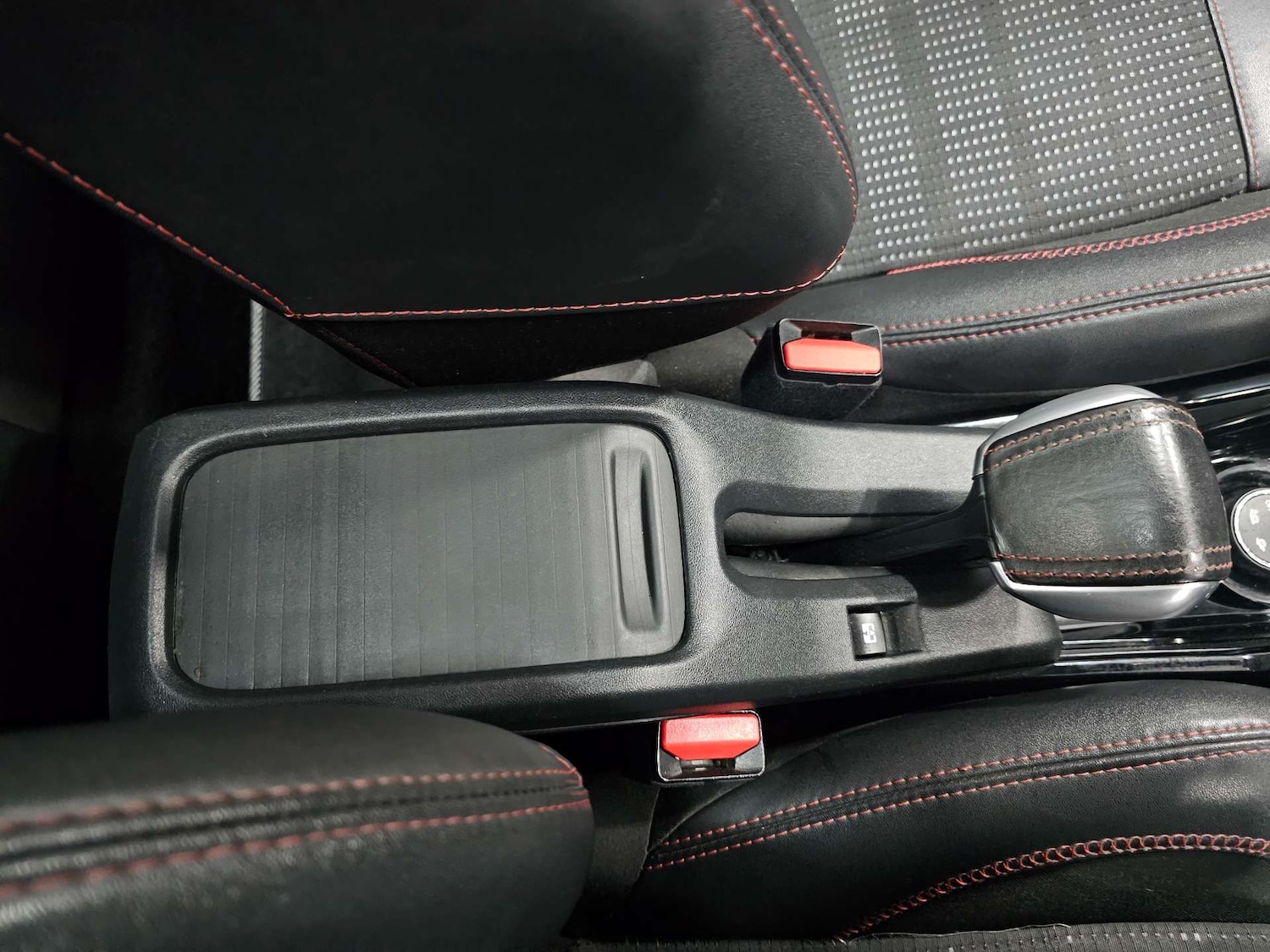 Used Peugeot 2008 2018 for sale - 76972462: Photo 62