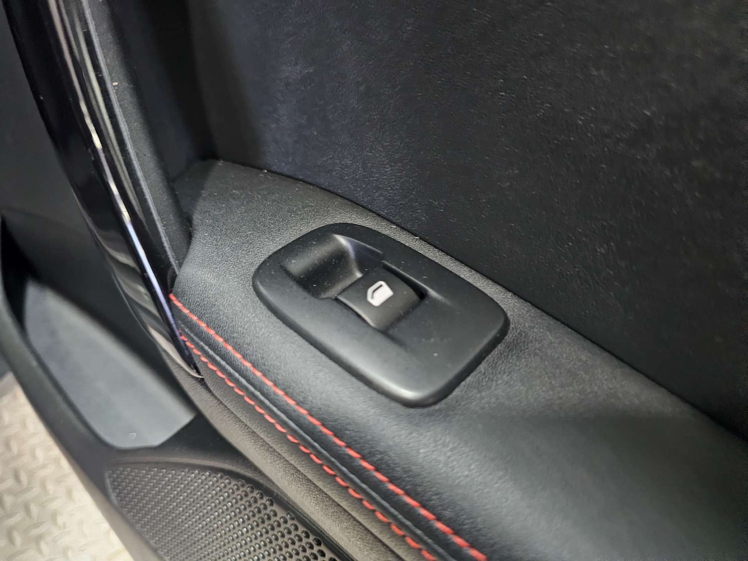 Used Peugeot 2008 2018 for sale - 76972462: Photo 74