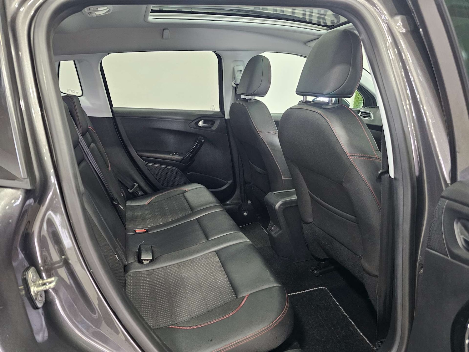 Used Peugeot 2008 2018 for sale - 76972462: Photo 75