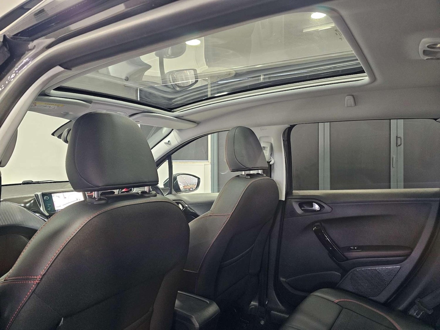 Used Peugeot 2008 2018 for sale - 76972462: Photo 82