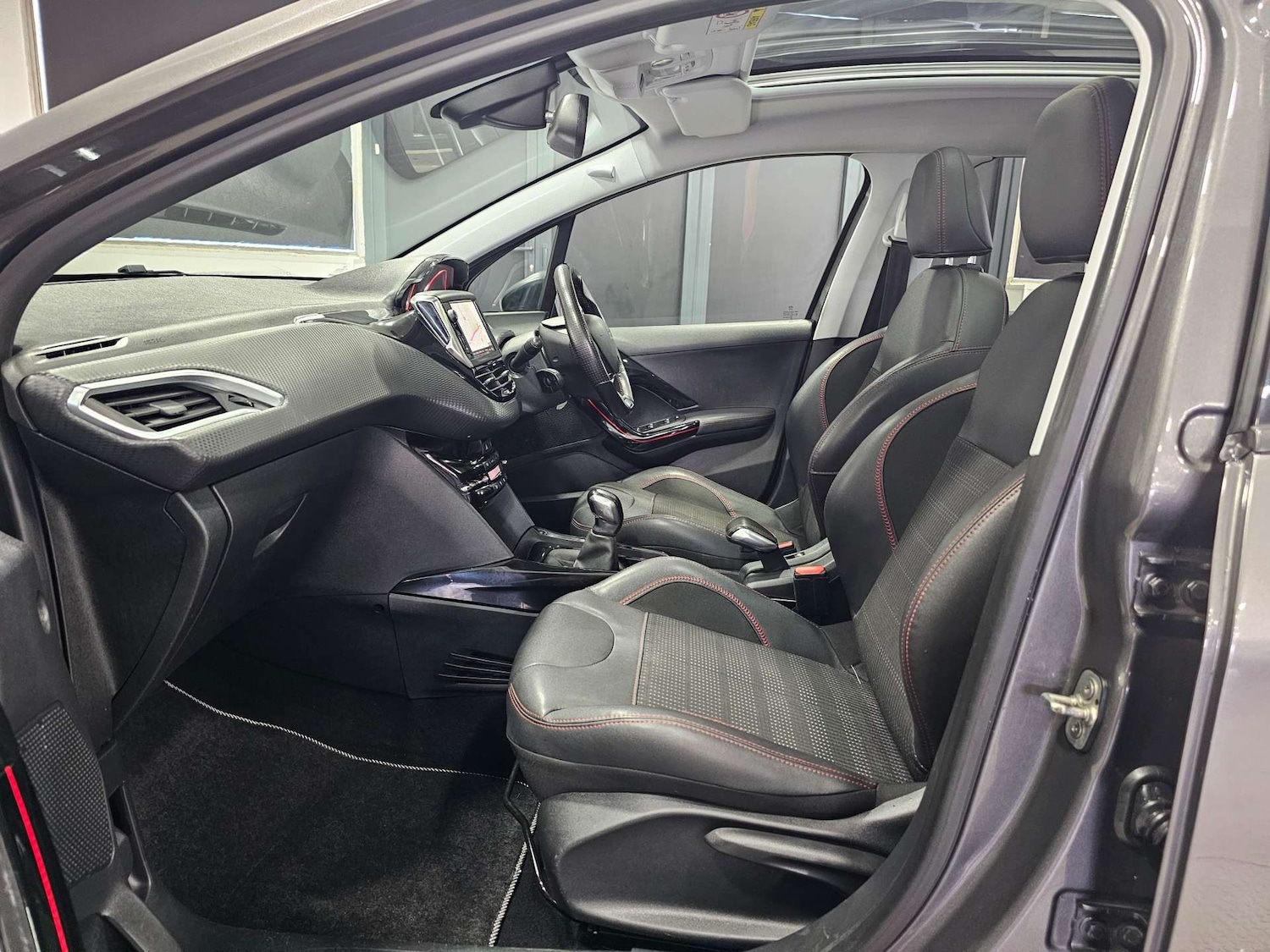 Used Peugeot 2008 2018 for sale - 76972462: Photo 87