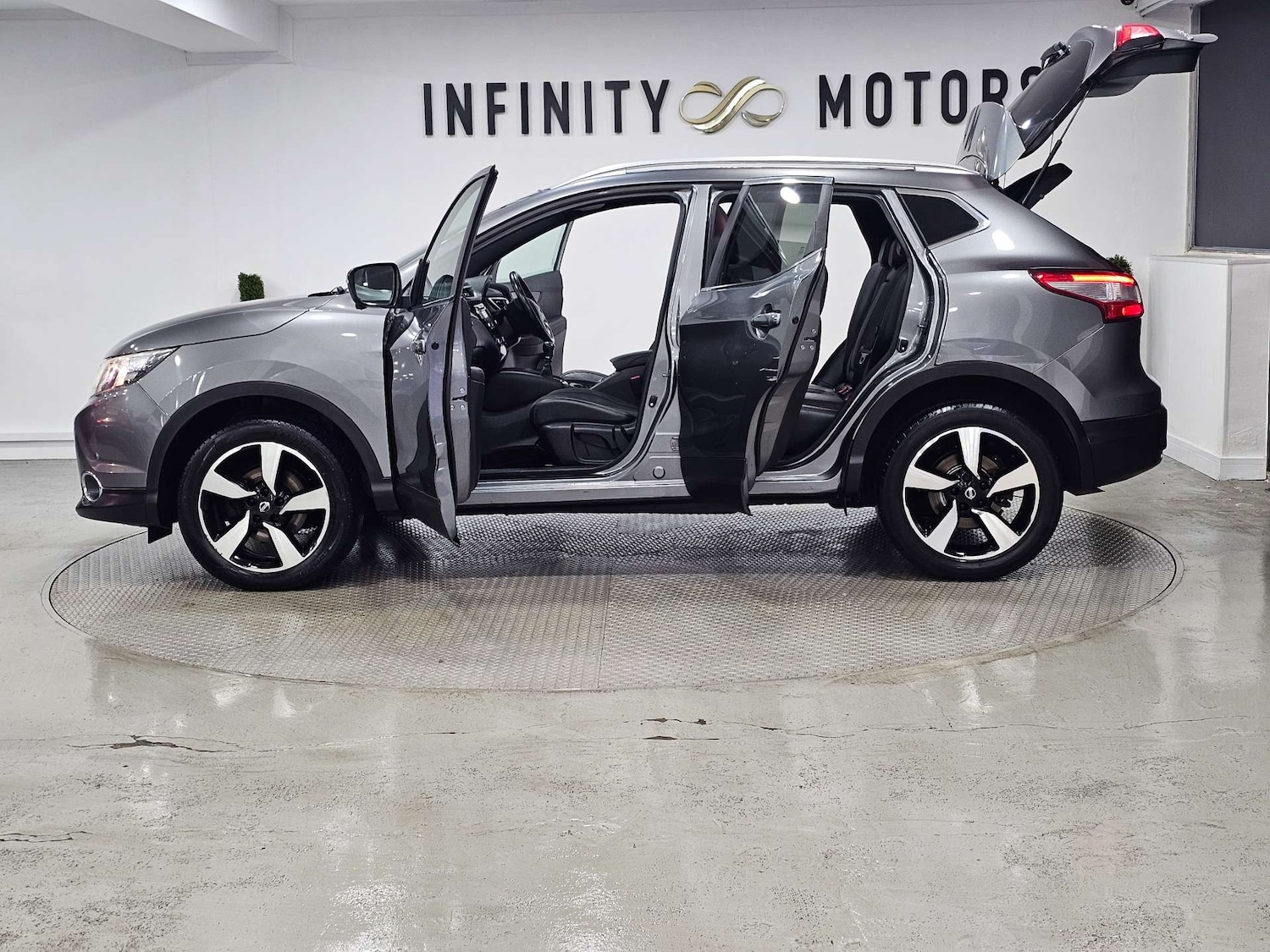 Used Nissan Qashqai 2017 for sale - 76972388: Photo 43