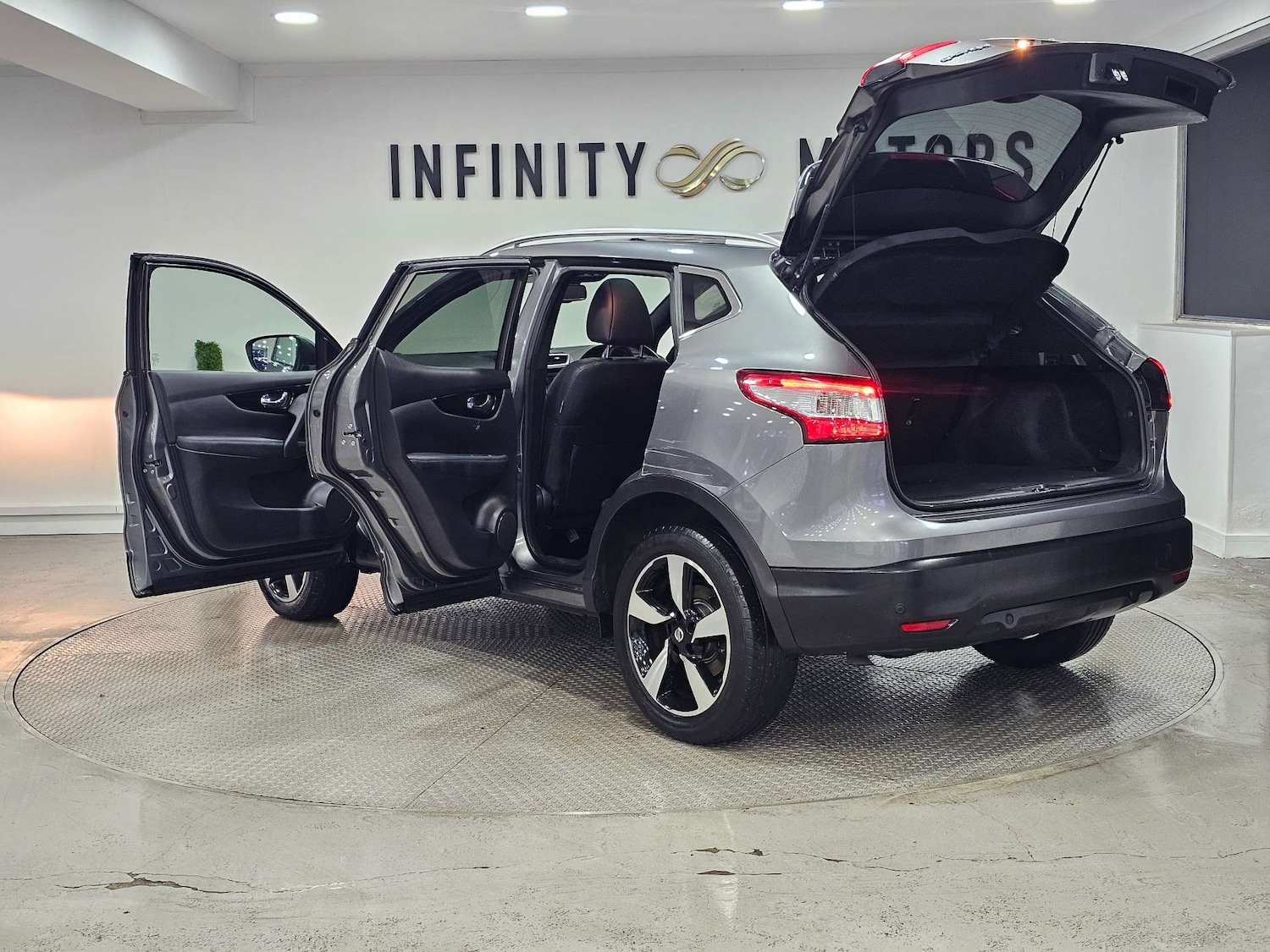 Used Nissan Qashqai 2017 for sale - 76972388: Photo 44