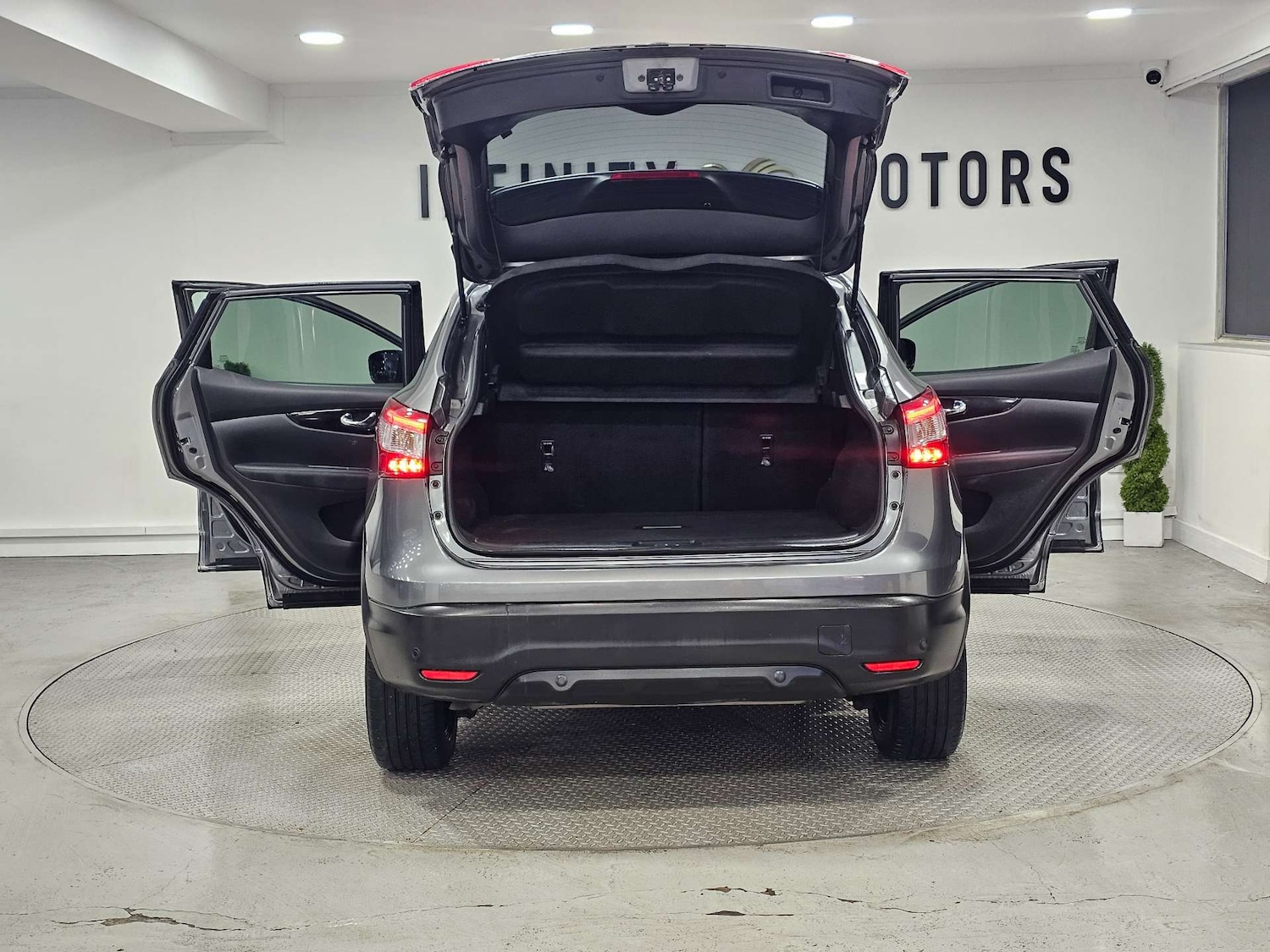 Used Nissan Qashqai 2017 for sale - 76972388: Photo 45