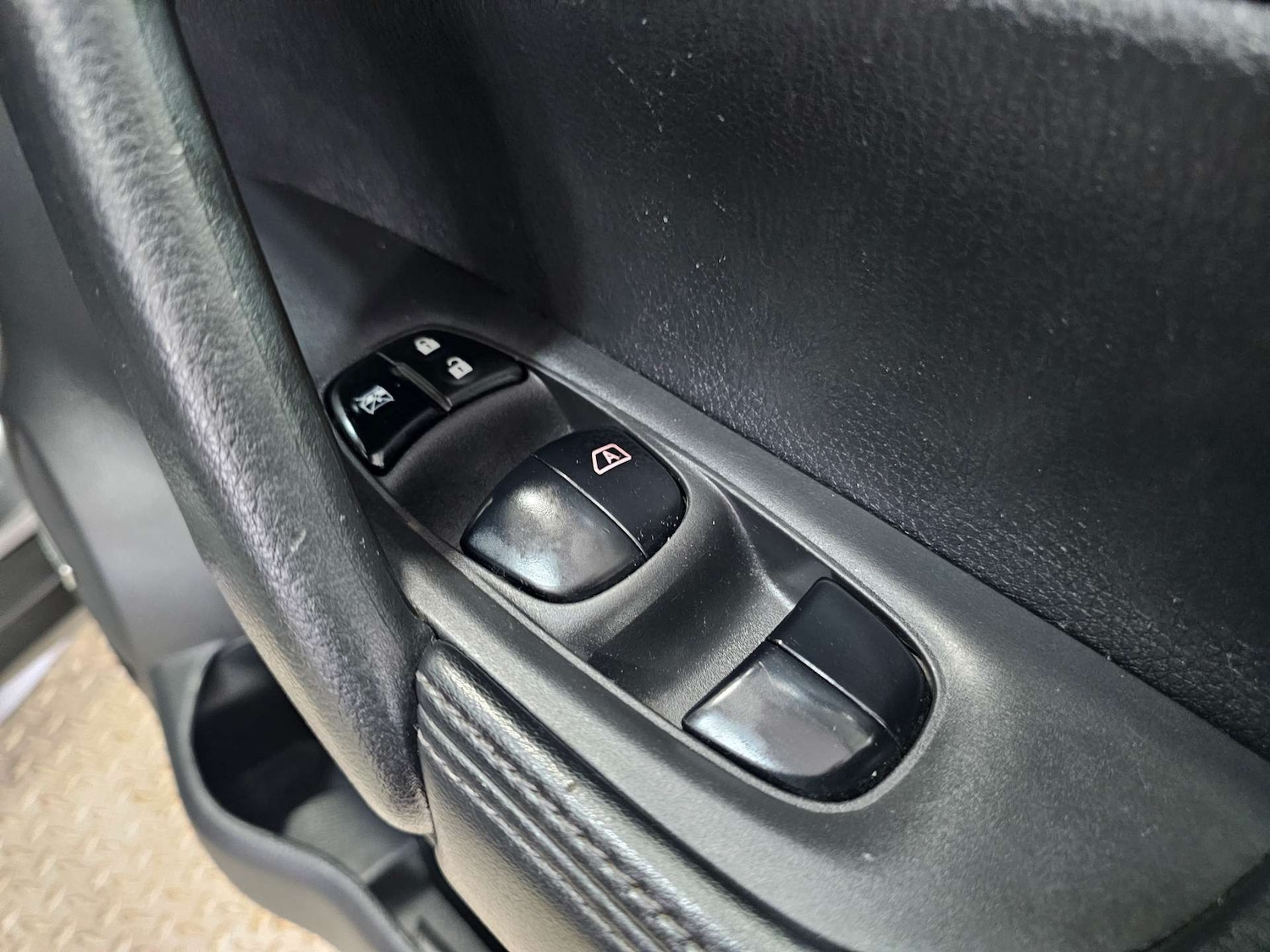 Used Nissan X-Trail 2018 for sale - 78045074: Photo 55