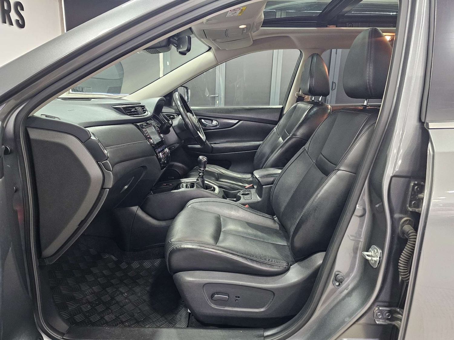 Used Nissan X-Trail 2018 for sale - 78045074: Photo 93