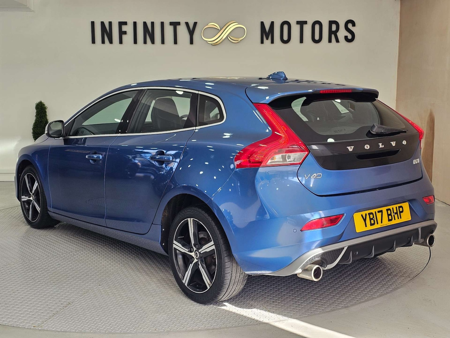 Used Volvo V40 2017 for sale - 78143865: Photo 31