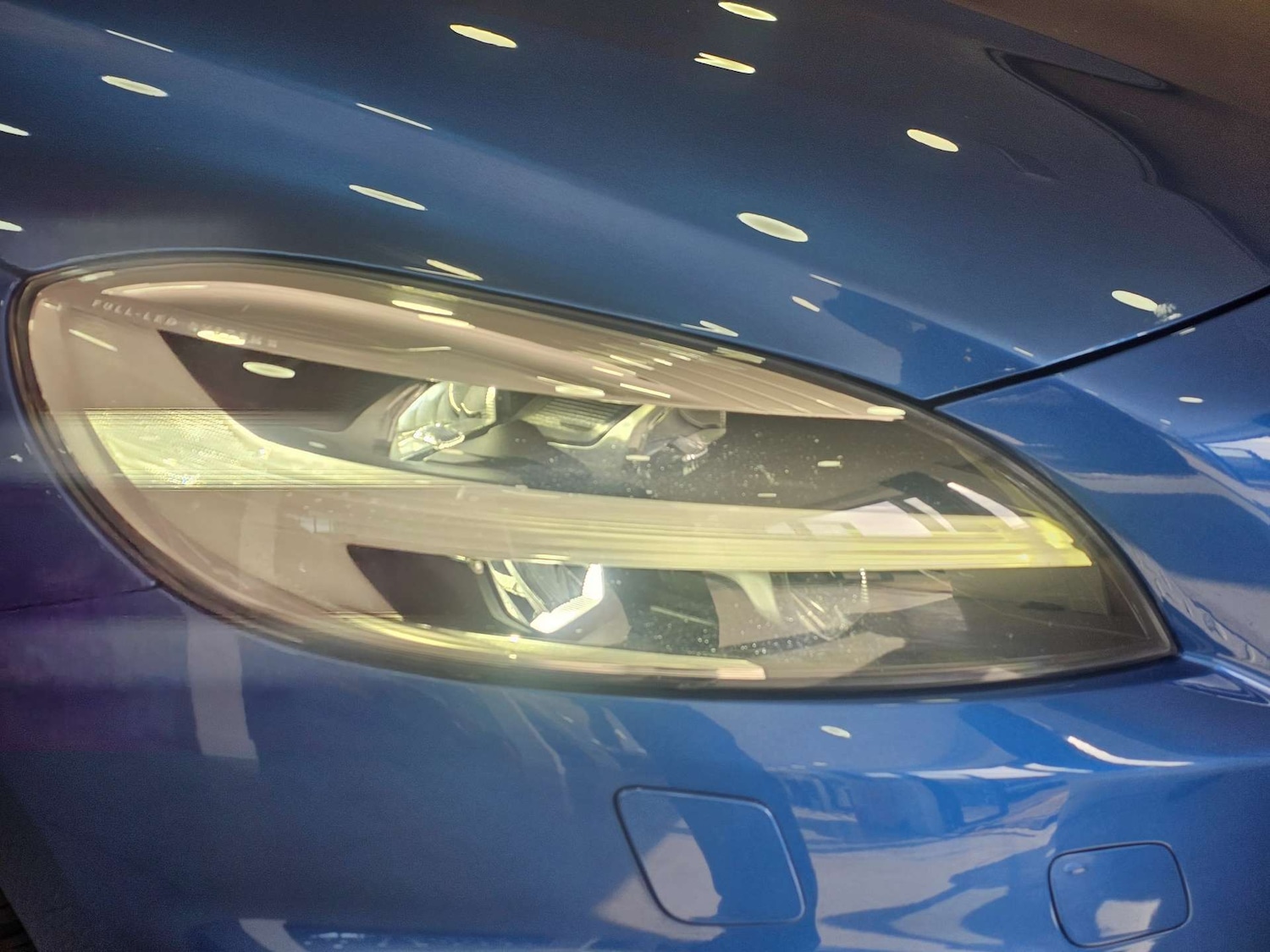 Used Volvo V40 2017 for sale - 78143865: Photo 6