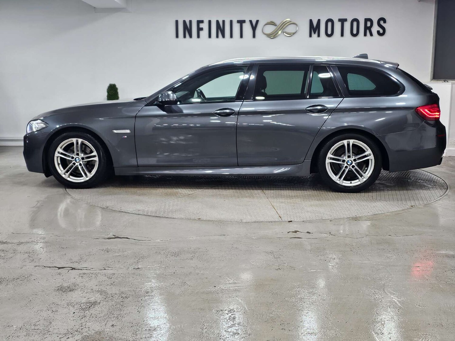 Used BMW 5 Series 2017 for sale - 77688288: Photo 14