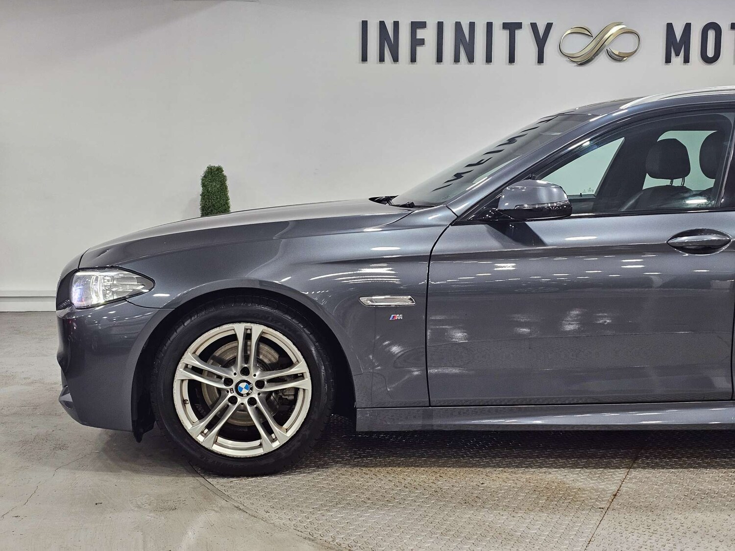 Used BMW 5 Series 2017 for sale - 77688288: Photo 18