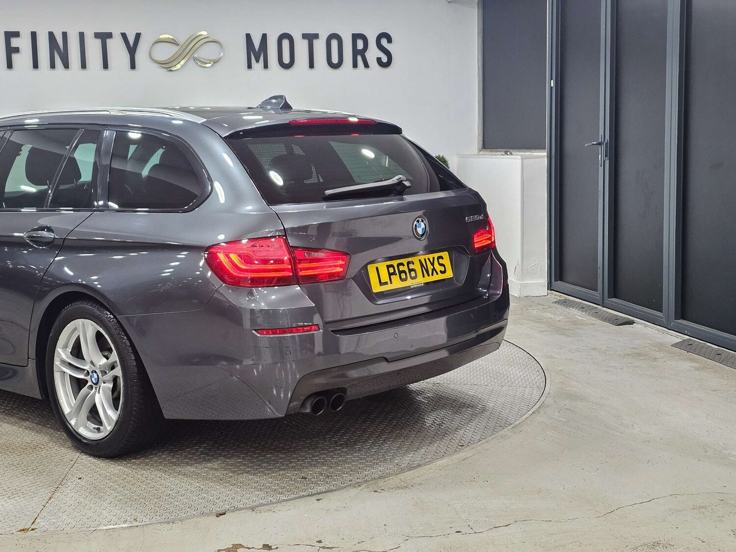 Used BMW 5 Series 2017 for sale - 77688288: Photo 23