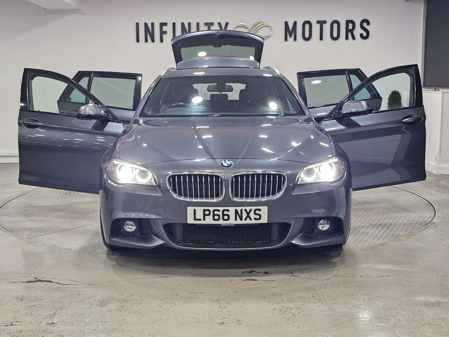 Used BMW 5 Series 2017 for sale - 77688288: Photo 38