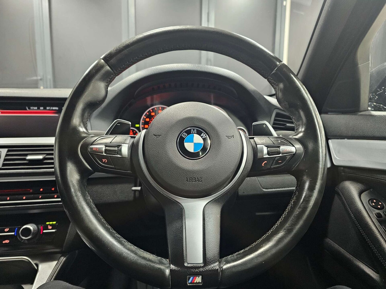 Used BMW 5 Series 2017 for sale - 77688288: Photo 53