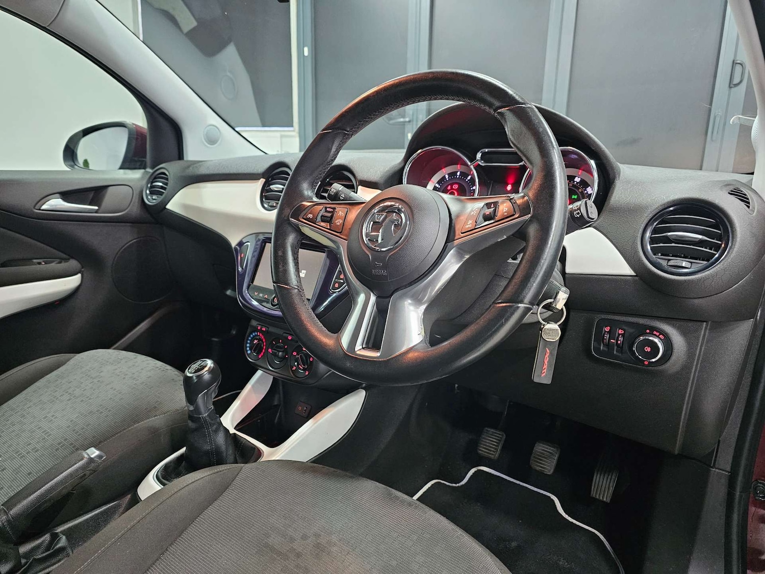 Used Vauxhall ADAM 2013 for sale - 77482432: Photo 3