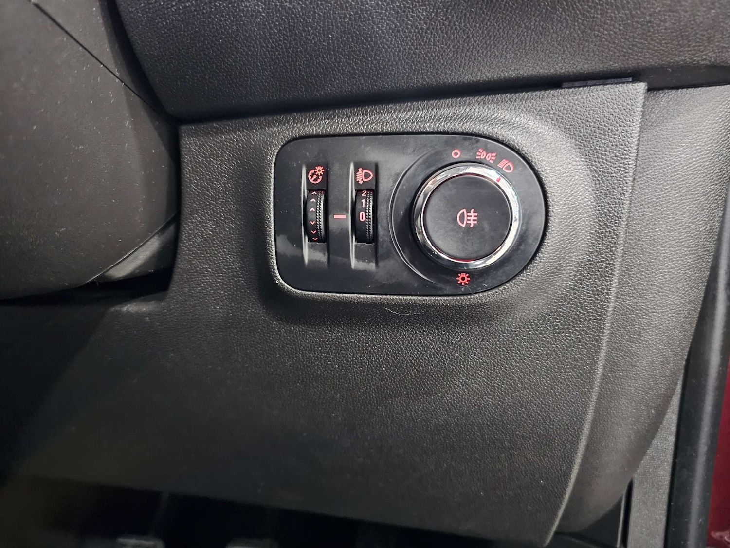 Used Vauxhall ADAM 2013 for sale - 77482432: Photo 51