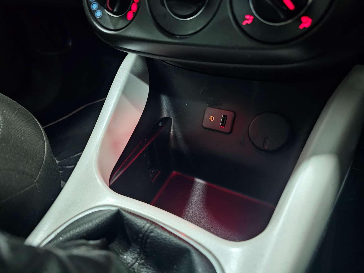 Used Vauxhall ADAM 2013 for sale - 77482432: Photo 58