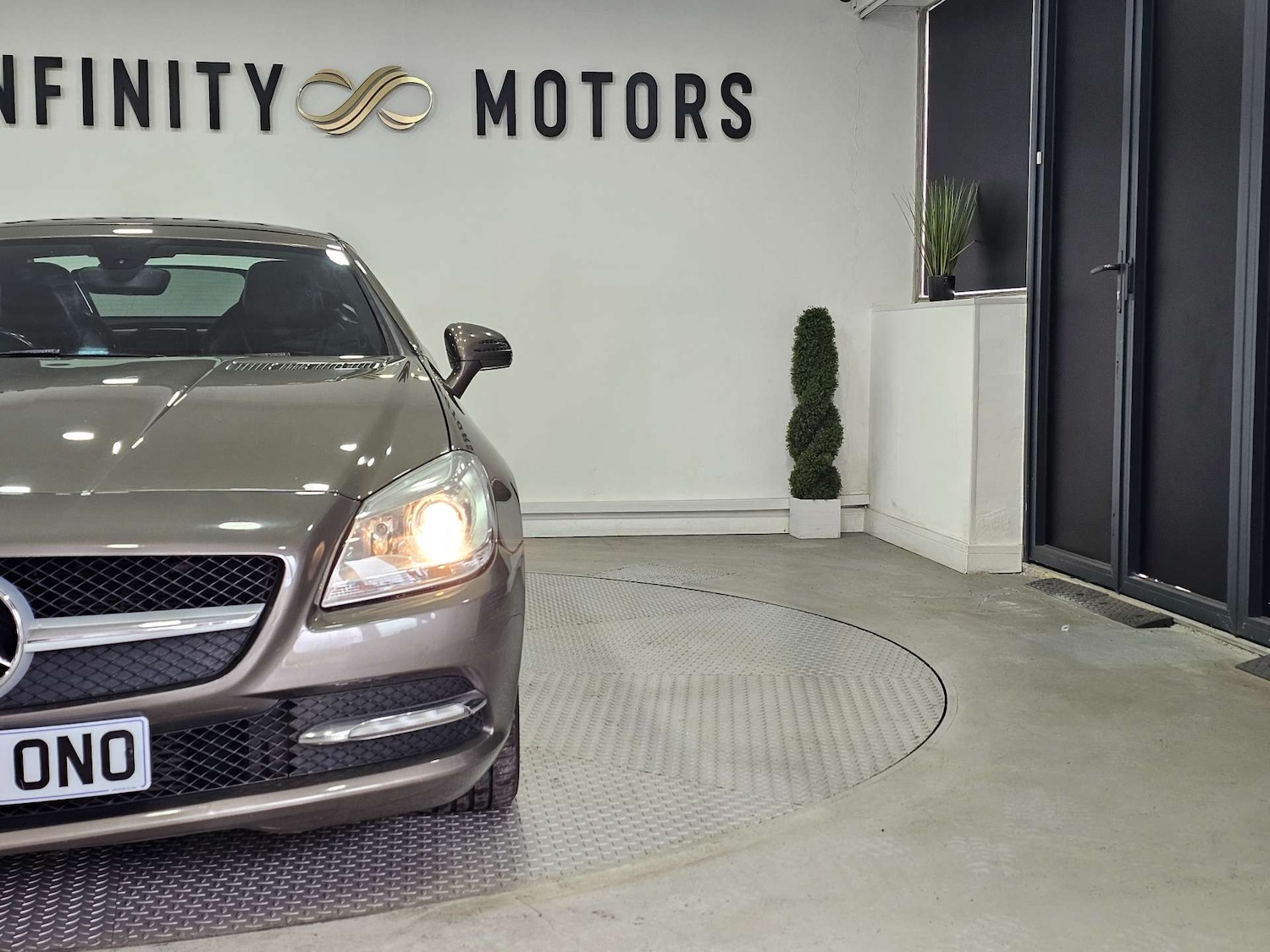 Used Mercedes-Benz SLK 2012 for sale - 78190073: Photo 17