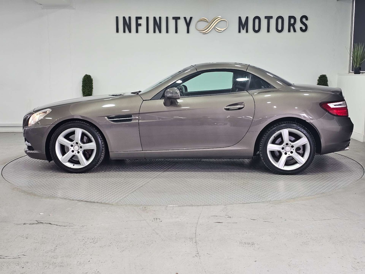 Used Mercedes-Benz SLK 2012 for sale - 78190073: Photo 20