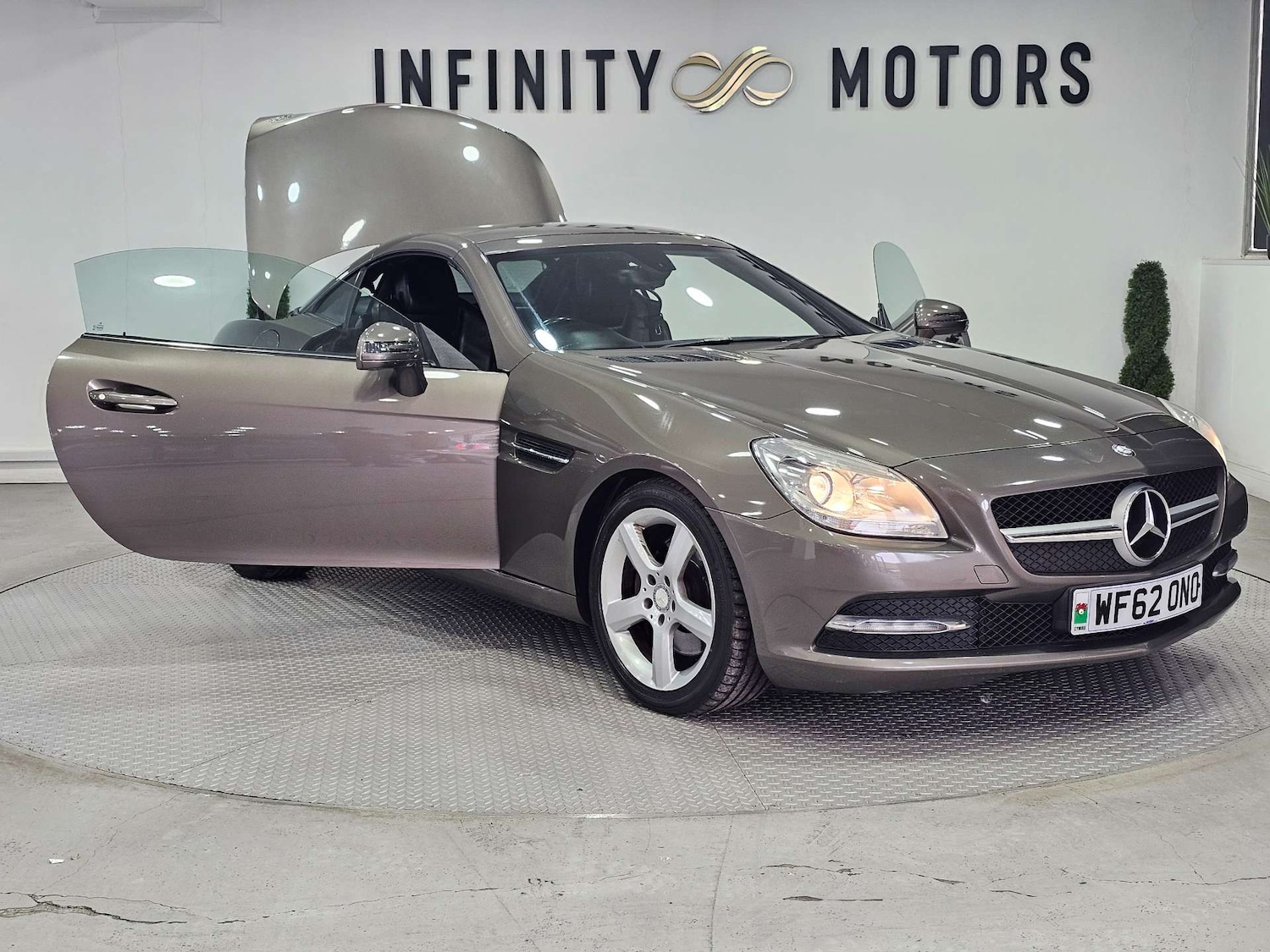 Used Mercedes-Benz SLK 2012 for sale - 78190073: Photo 43