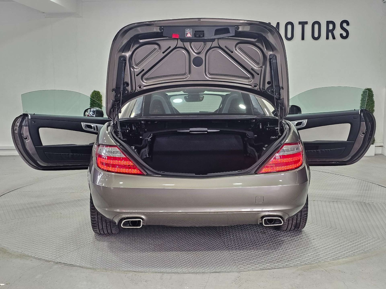 Used Mercedes-Benz SLK 2012 for sale - 78190073: Photo 48