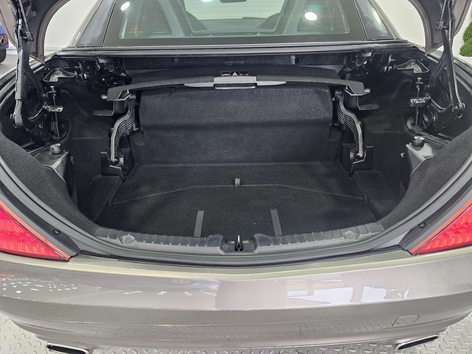 Used Mercedes-Benz SLK 2012 for sale - 78190073: Photo 50