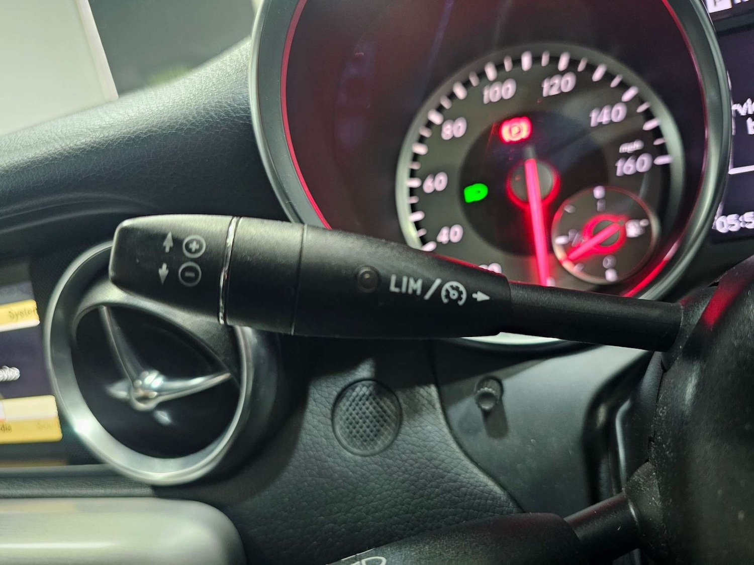 Used Mercedes-Benz SLK 2012 for sale - 78190073: Photo 61