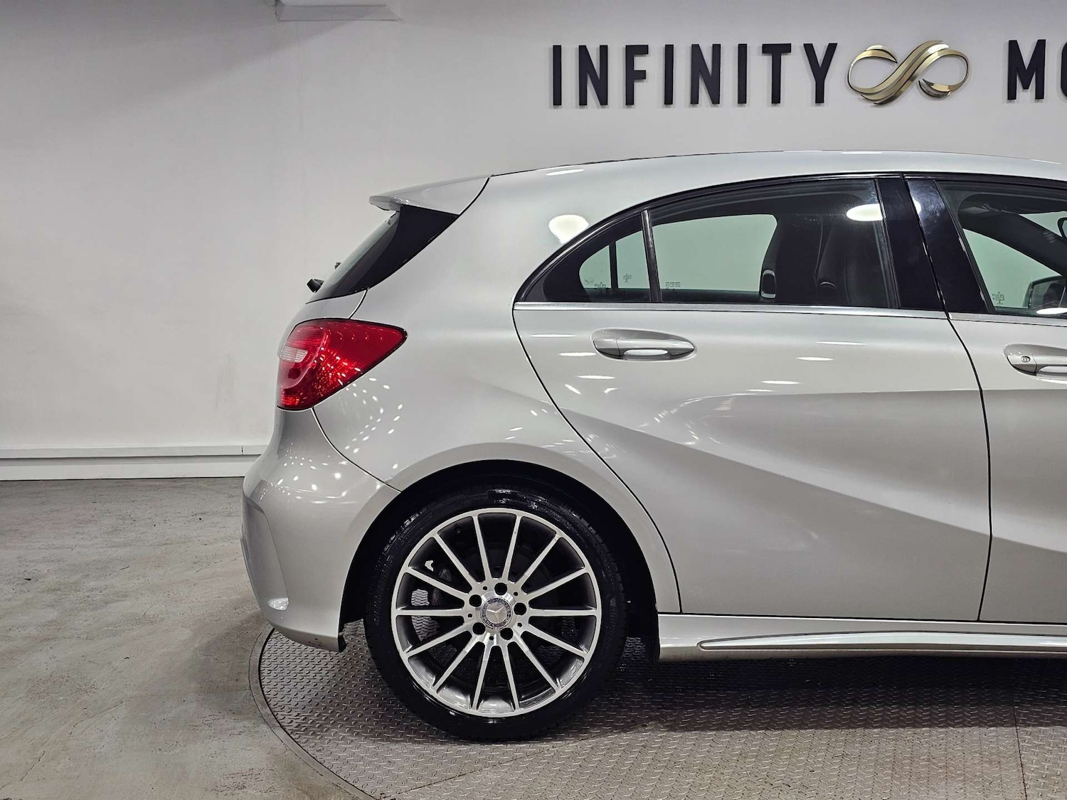 Used Mercedes-Benz A-Class 2014 for sale - 77161974: Photo 37