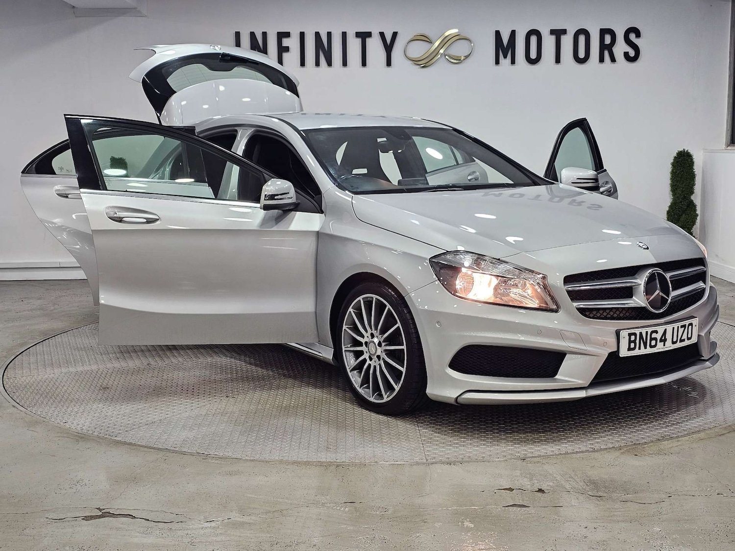 Used Mercedes-Benz A-Class 2014 for sale - 77161974: Photo 43