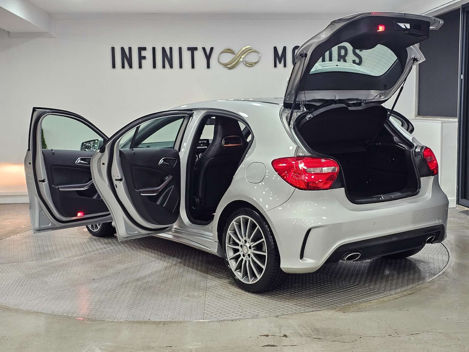 Used Mercedes-Benz A-Class 2014 for sale - 77161974: Photo 47