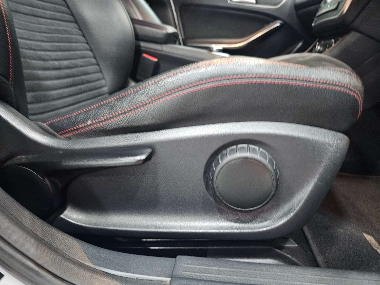 Used Mercedes-Benz A-Class 2014 for sale - 77161974: Photo 59