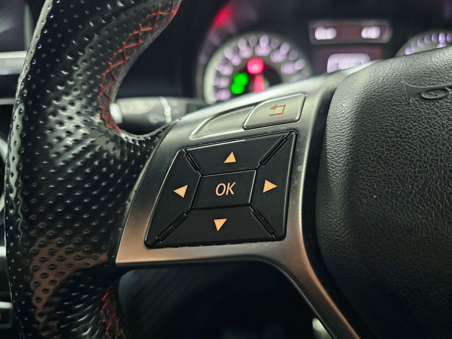 Used Mercedes-Benz A-Class 2014 for sale - 77161974: Photo 62