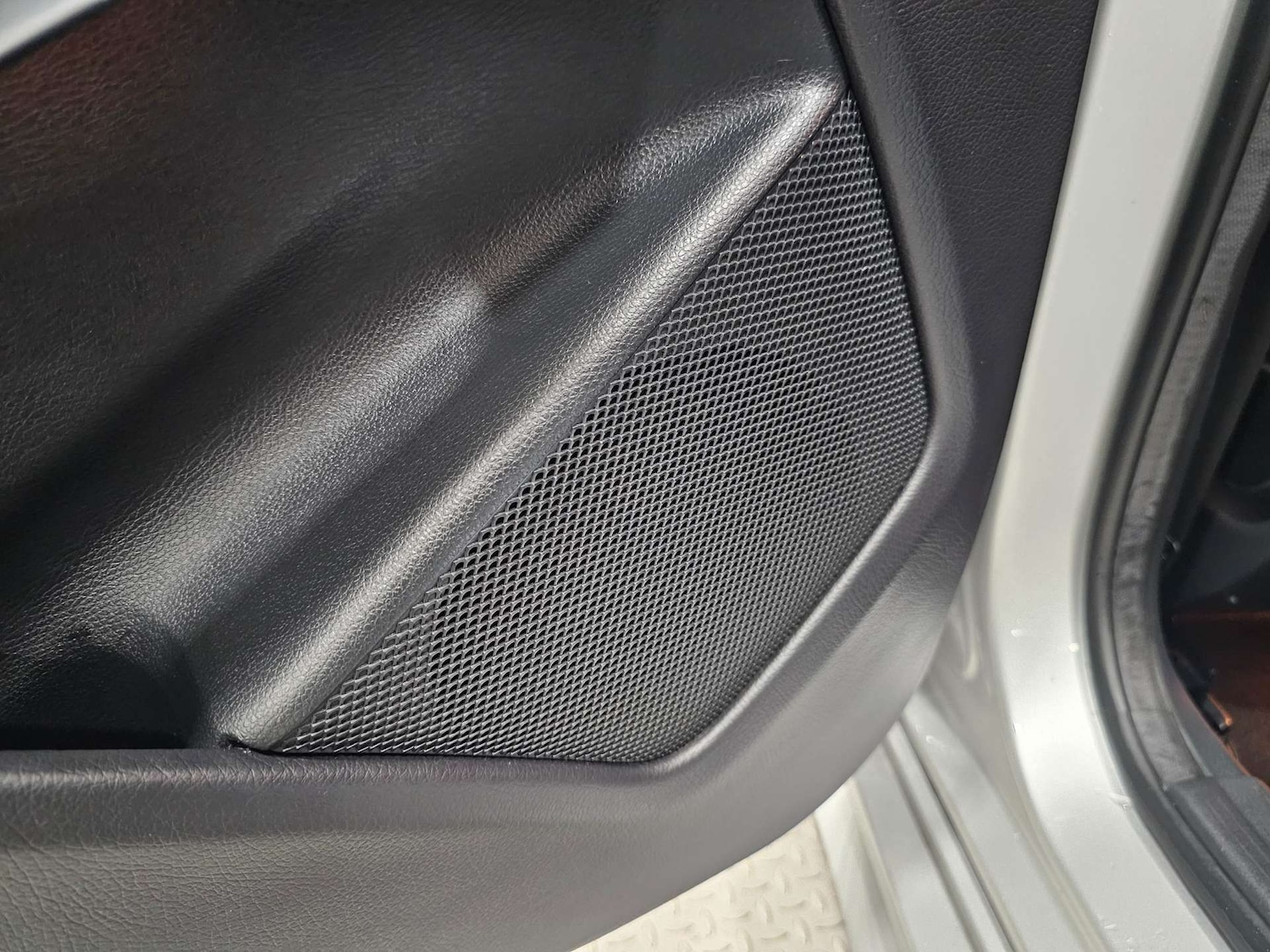 Used Mercedes-Benz A-Class 2014 for sale - 77161974: Photo 84