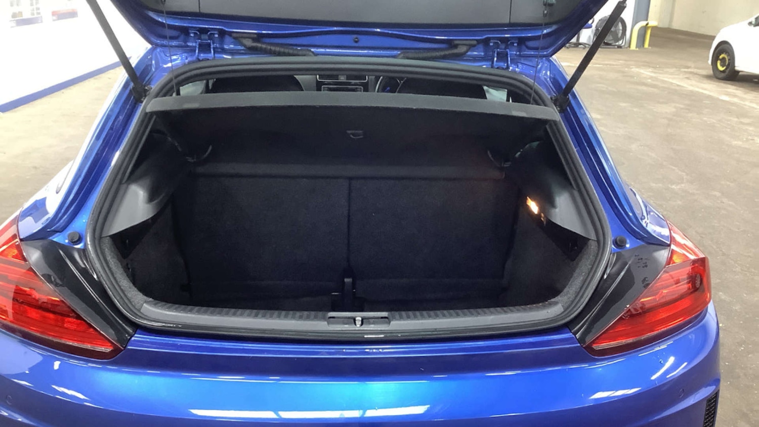 Used Volkswagen Scirocco 2015 for sale - 77261418: Photo 9