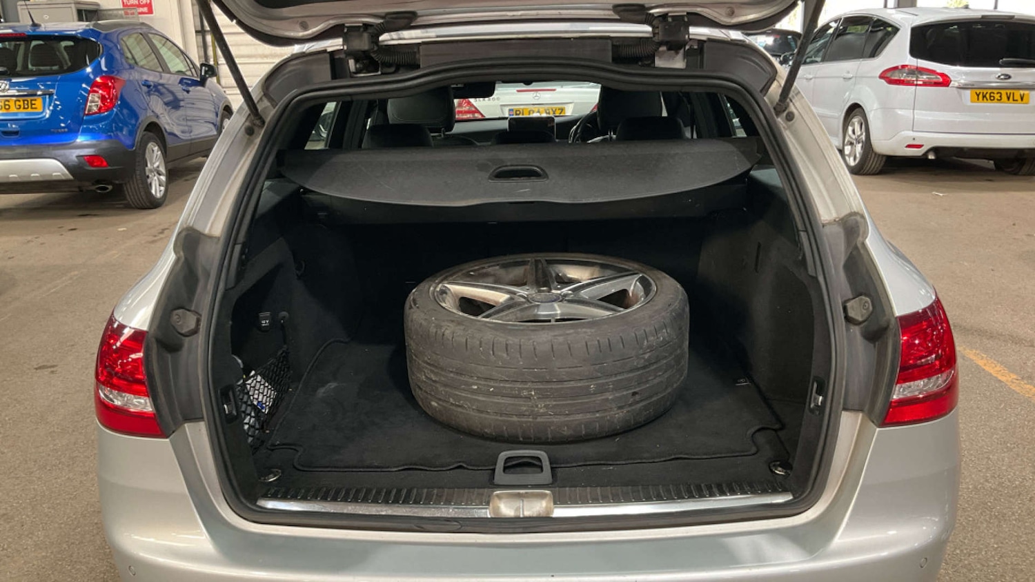 Used Mercedes-Benz C Class 2017 for sale - 77805496: Photo 9